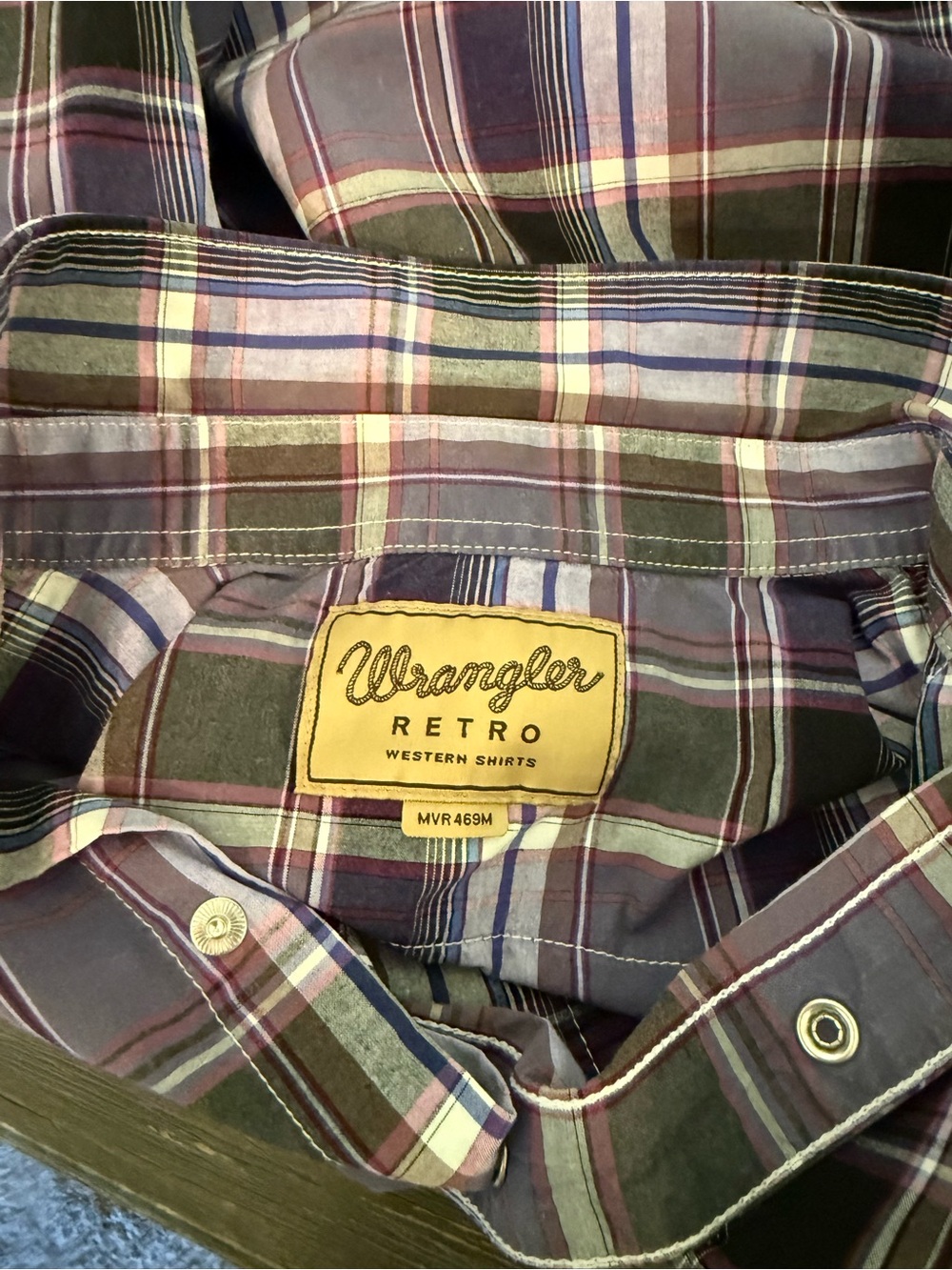 Wrangler Retro Men's Purple Black Plaid Western Long Sleeve Pearl Snap Shirt M - Picture 9 of 9